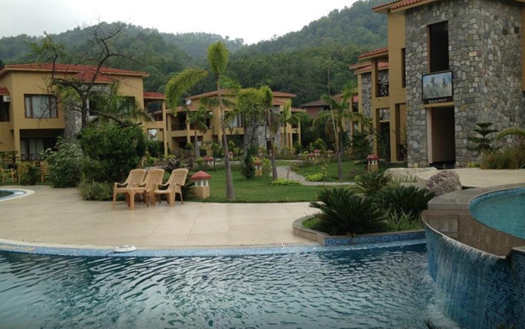 Dewdrop Mango Bloom Resort Nainital Habitación foto